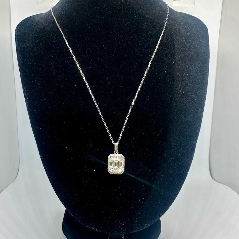 GRA 2 Ct Emerald Cut Halo Moissanite Necklace Pendant Chain